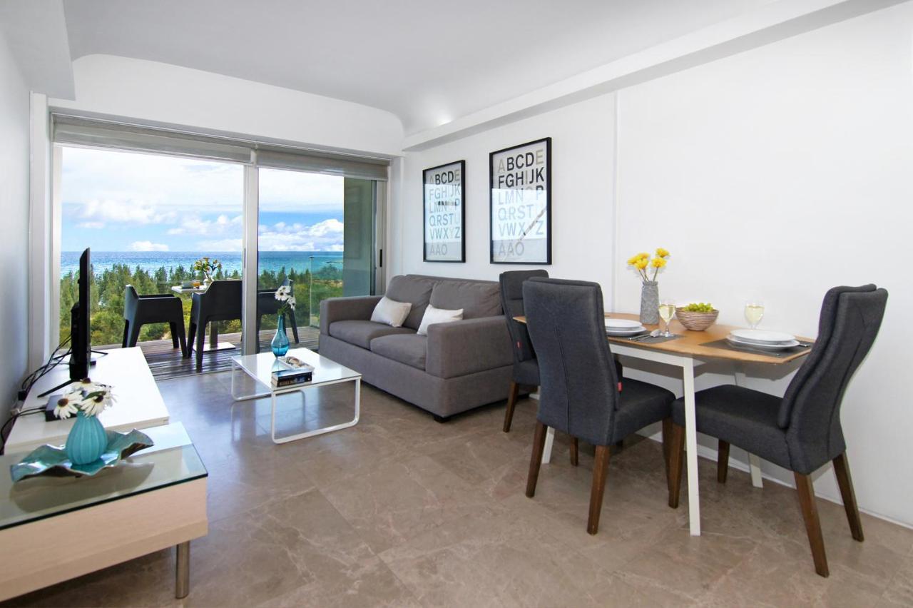 Apartment Josephine - Beachfront プロタラス エクステリア 写真