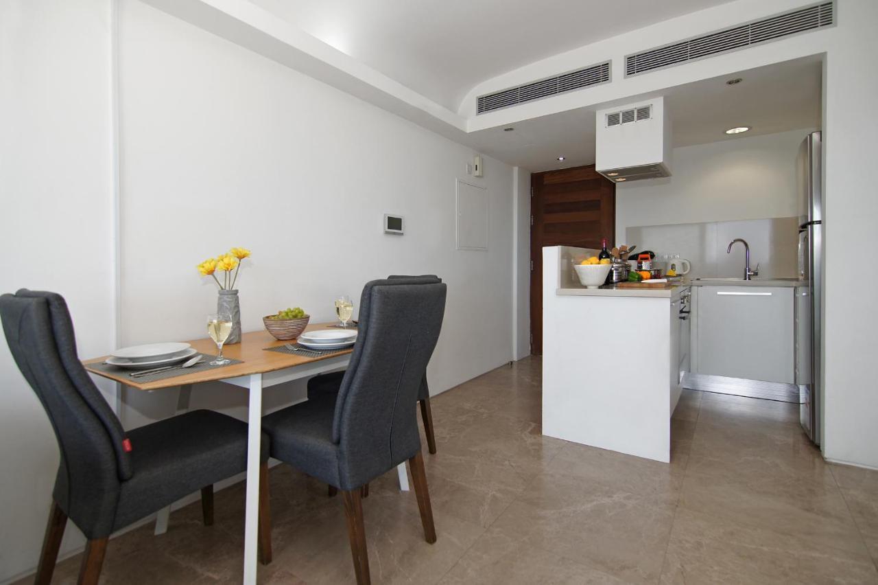Apartment Josephine - Beachfront プロタラス エクステリア 写真