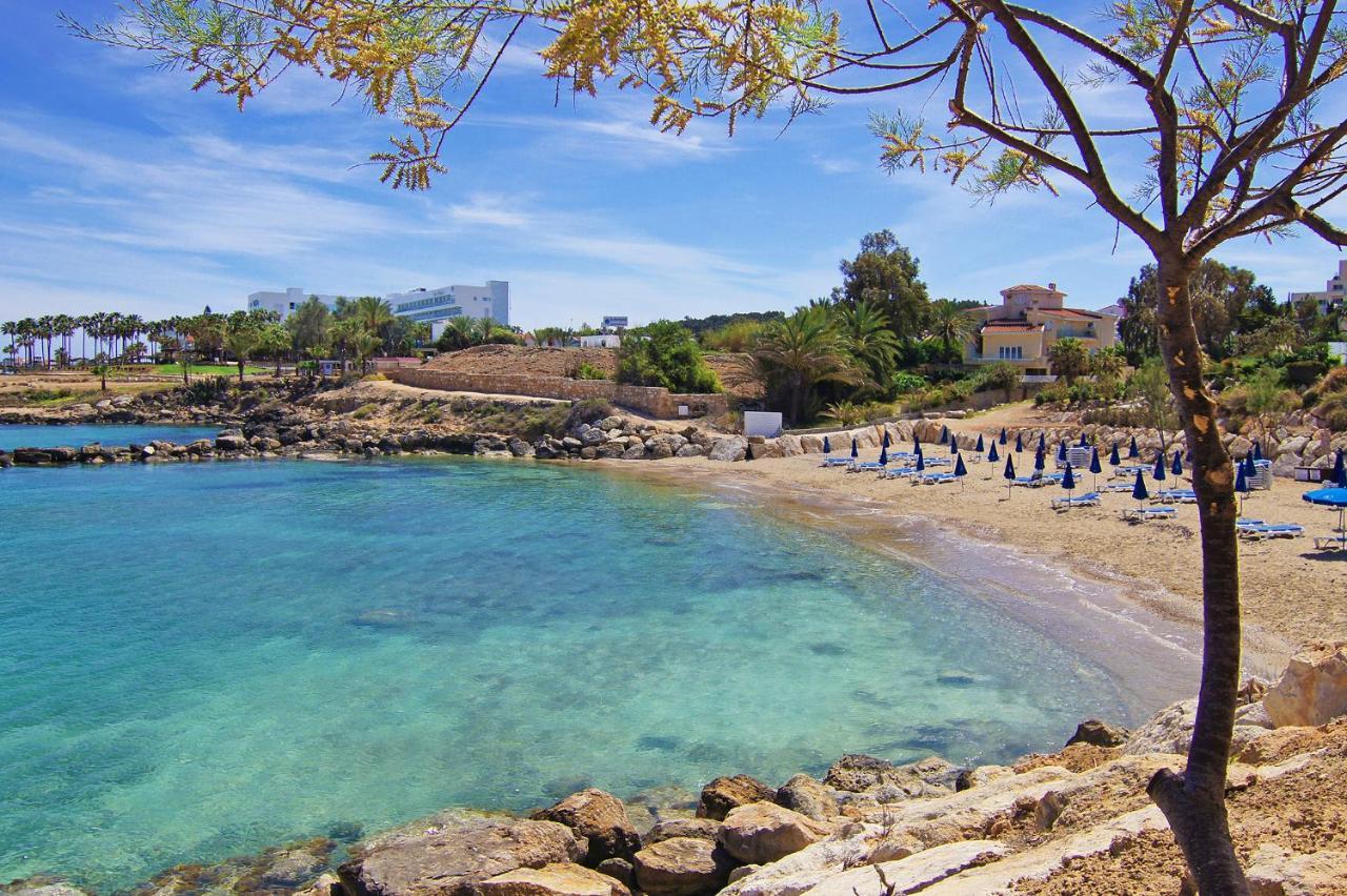 Apartment Josephine - Beachfront プロタラス エクステリア 写真